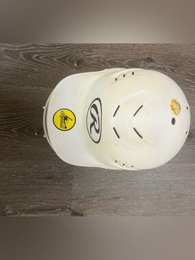 Rawlings softball helmet